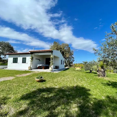 Casa Vacanze Gollei, Holiday home