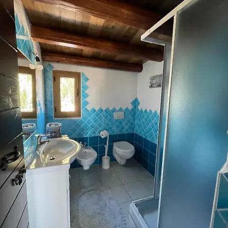 別荘 Casa Vacanze Gollei, オロゼーイ